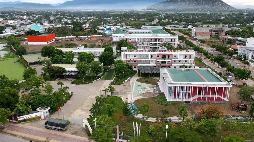 Cơ sở trường Ischool Ninh Thuận tại đường Nguyễn Văn Cừ. Ảnh: HUỲNH HẢI Cơ sở trường Ischool Ninh Thuận tại đường Nguyễn Văn Cừ. Ảnh: HUỲNH HẢI