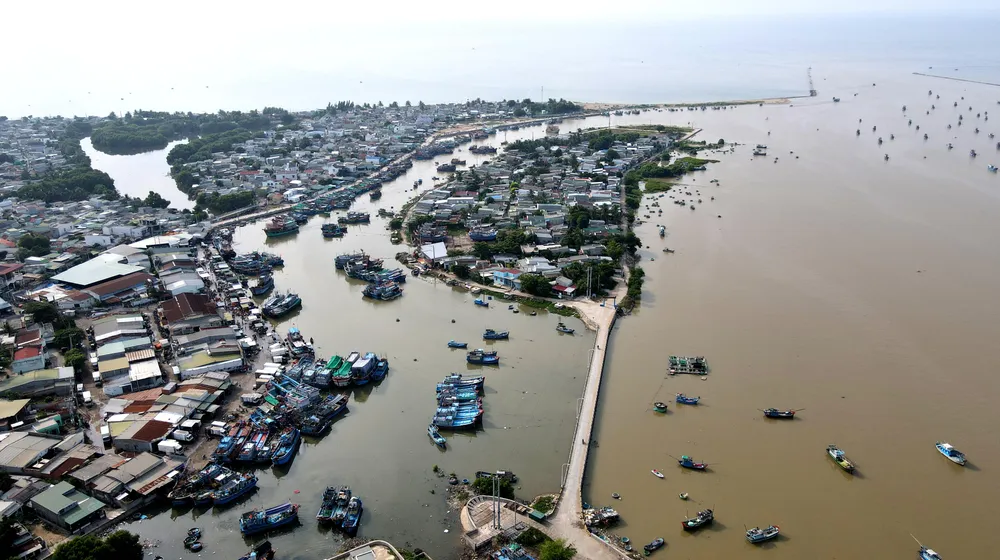Ban quản lý khai thác các cảng cá muốn sớm mở rộng cảng cá Đông Hải. Ảnh: HUỲNH HẢI