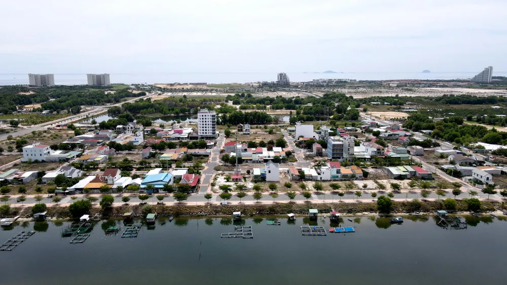 Dự báo quy mô dân số đô thị mới Cam Lâm đến năm 2045 sẽ khoảng 770.000 người. Ảnh: HH. Dự báo quy mô dân số đô thị mới Cam Lâm đến năm 2045 sẽ khoảng 770.000 người. Ảnh: HH.