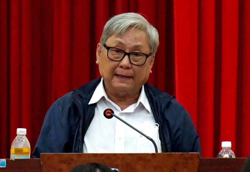 Ông Phạm Hữu Bình, Hiệu trưởng trường Ischool Nha Trang, thông tin vụ việc. Ảnh: HH Ông Phạm Hữu Bình, Hiệu trưởng trường Ischool Nha Trang, thông tin vụ việc. Ảnh: HH