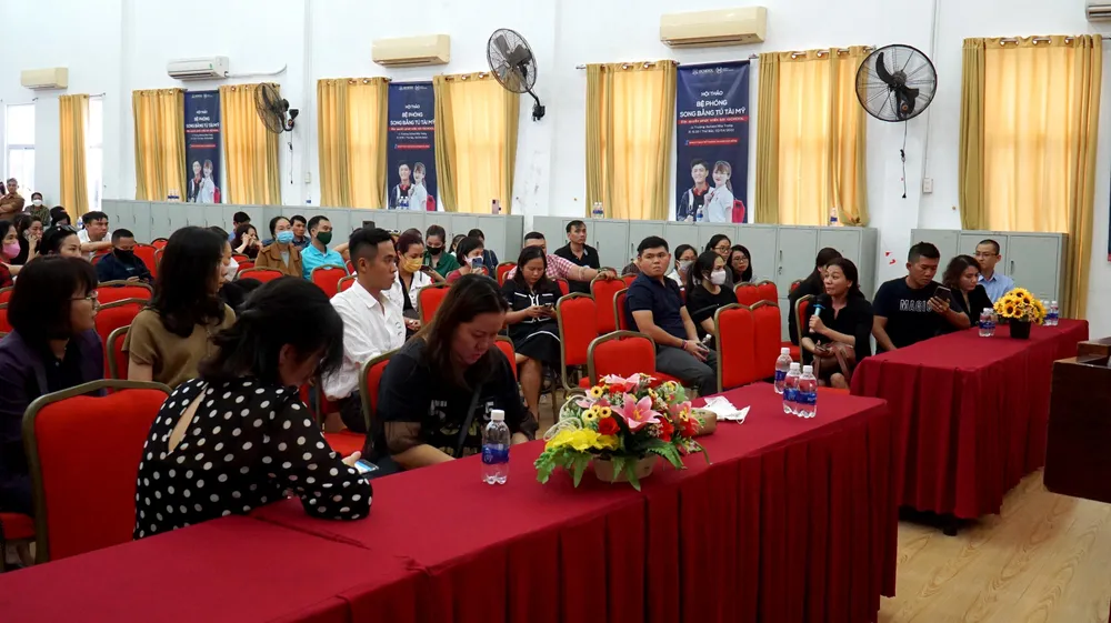 Trường Ischool Nha Trang tổ chức buổi thông tin vụ ngộ độc thực phẩm. Ảnh: HH Trường Ischool Nha Trang tổ chức buổi thông tin vụ ngộ độc thực phẩm. Ảnh: HH