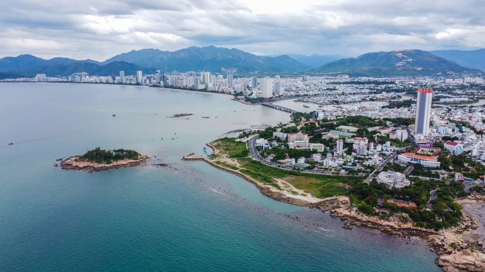 Khu đất thu hồi của Công ty Nha Trang Sao nằm trên đường Phạm Văn Đồng, TP Nha Trang. Ảnh: VK. Khu đất thu hồi của Công ty Nha Trang Sao nằm trên đường Phạm Văn Đồng, TP Nha Trang. Ảnh: VK.