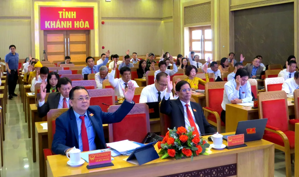 HĐND tỉnh Khánh Hòa thông qua nhiều nghị quyết quan trọng phát triển kinh tế - xã hội năm 2023. Ảnh: CT. HĐND tỉnh Khánh Hòa thông qua nhiều nghị quyết quan trọng phát triển kinh tế - xã hội năm 2023. Ảnh: CT.