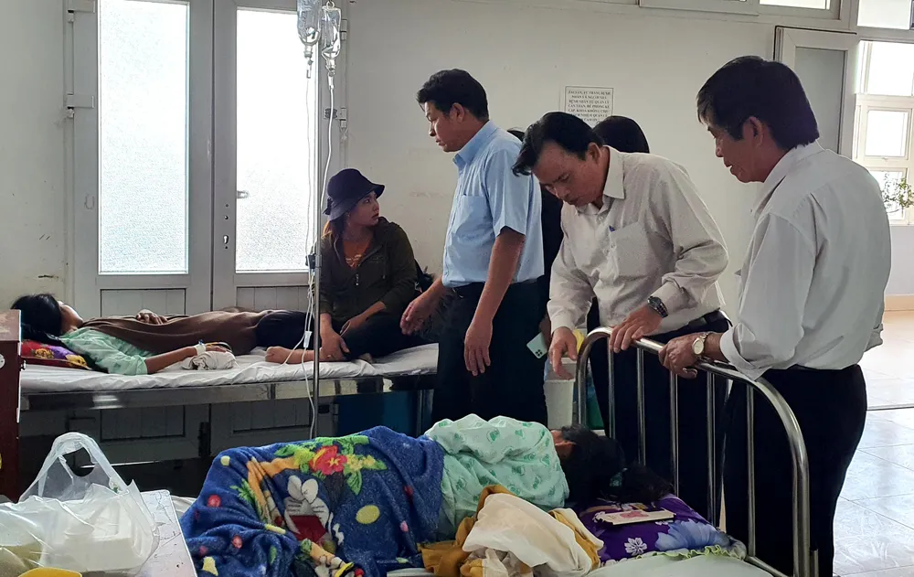 Hai nữ sinh trường trương định ninh thuận bị đánh