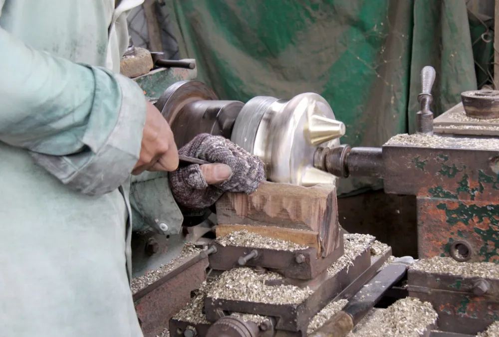 Làng nghề đúc đồng Phú Lộc Tây