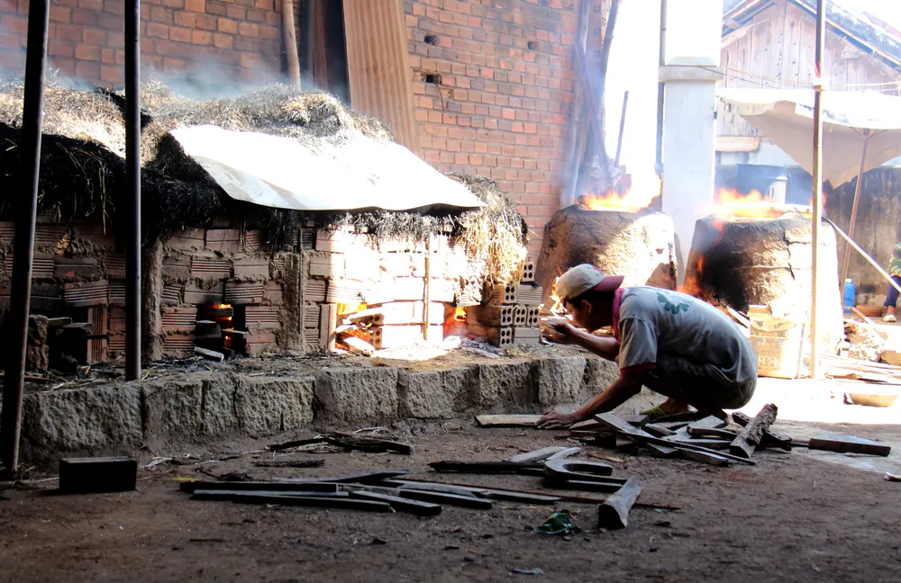 Làng nghề đúc đồng Phú Lộc Tây