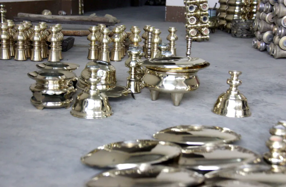 Làng nghề đúc đồng Phú Lộc Tây