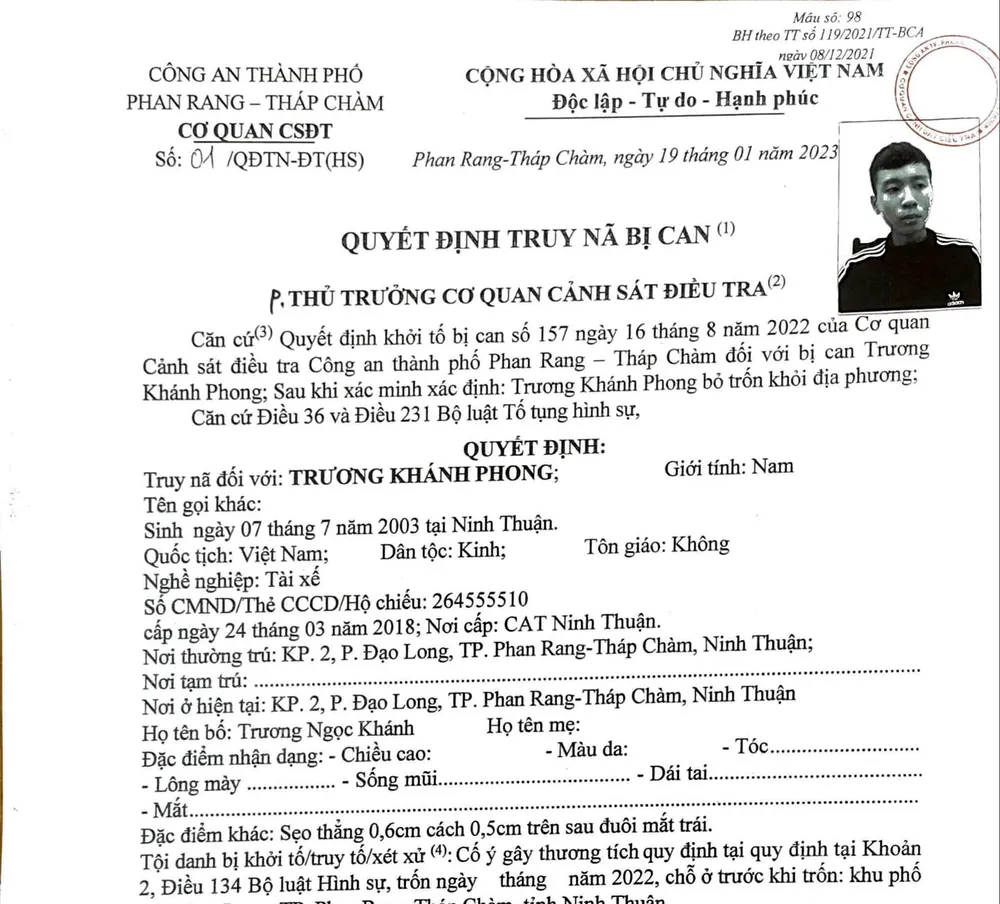 Phong bụi bị Công an TP Phan Rang - Tháp Chàm truy nã. Ảnh: CA Phong bụi bị Công an TP Phan Rang - Tháp Chàm truy nã. Ảnh: CA