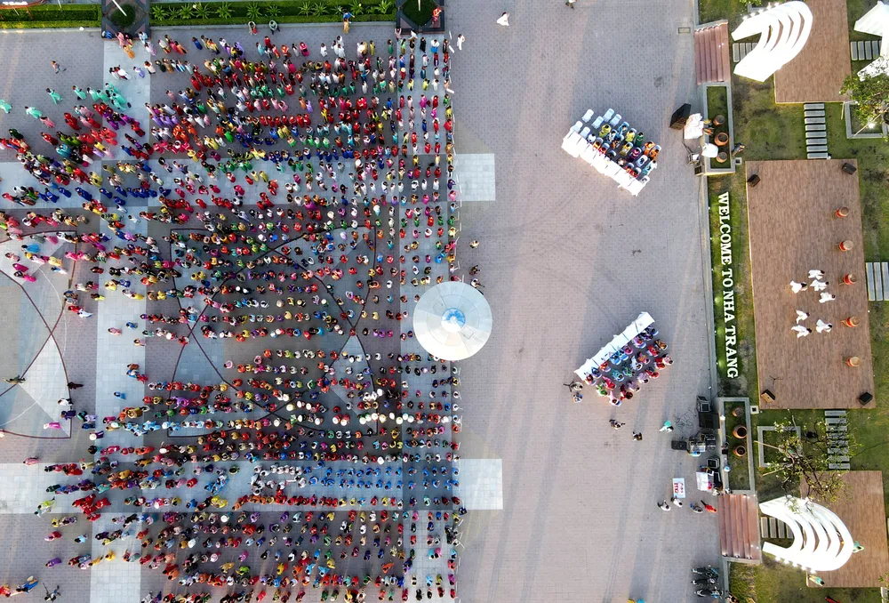 TP Nha Trang tổ chức lễ trước khi diễu hành.