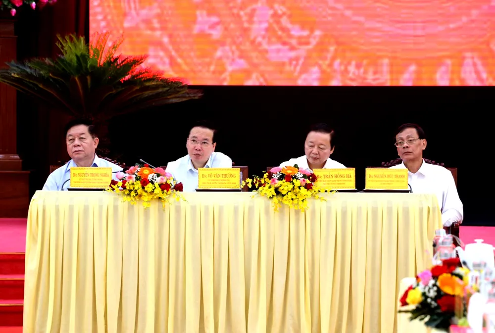 Chủ tịch nước Võ Văn Thưởng chủ trì buổi làm việc với Tỉnh ủy Ninh Thuận. Ảnh: VĂN NỶ Chủ tịch nước Võ Văn Thưởng chủ trì buổi làm việc với Tỉnh ủy Ninh Thuận. Ảnh: VĂN NỶ