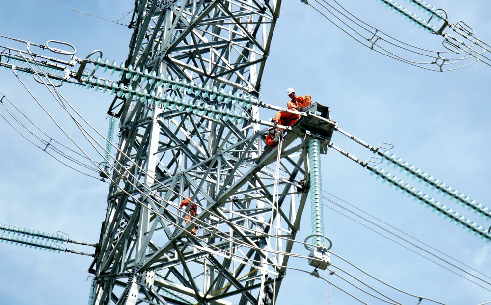 Vị trí xử lý tình huống giả định cao khoảng 50 m. Ảnh: H.H