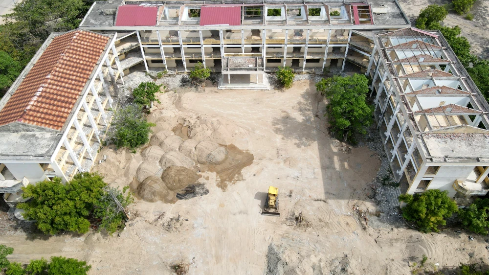 Ngôi trường gần như bị bỏ hoang hơn hai năm qua. Ảnh: H.H