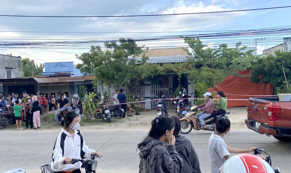 Bốn người trong gia đình tử vong do bị đầu độc bằng khí CO. Ảnh: Đ.B