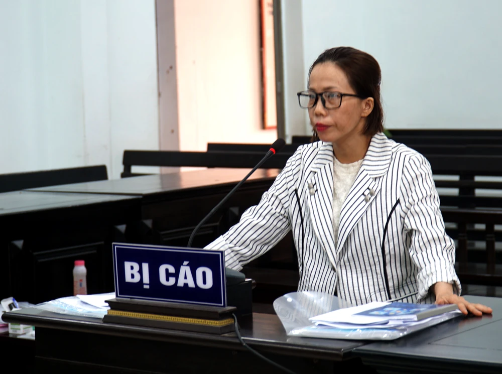 Bị cáo Nguyễn Thị Thắm bị phạt 13 năm tù. Ảnh: H.H