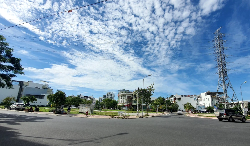 Nhiều hộ dân tại khu đô thị mới Lê Hồng Phong 1 và 2 chưa được cấp sổ hồng. Ảnh: H.H khu-do-thi-moi-le-hong-phong-1.jpg