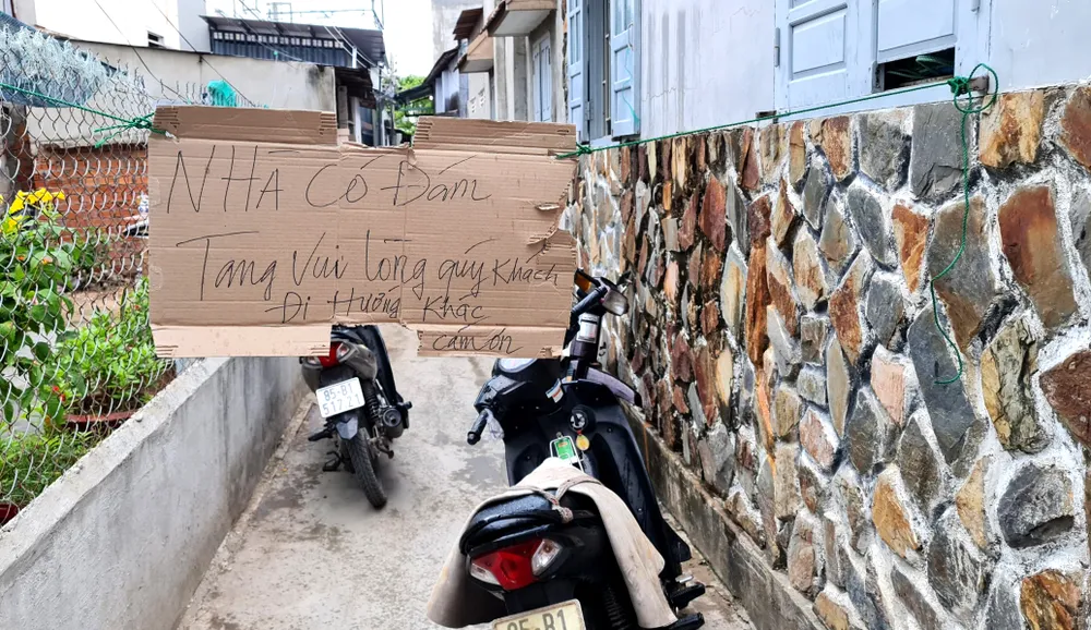 Gia đình đang lo hậu sự cho nữ sinh. Ảnh: Đ.K nu-sinh.jpg