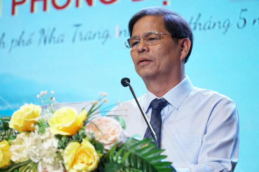 Ông Nguyễn Tấn Tuân, Chủ tịch UBND tỉnh Khánh Hòa, yêu cầu tăng cường kỷ luật, kỷ cương trong cơ quan, đơn vị. Ảnh: NGỌC DIỄM khánh hòa.JPG
