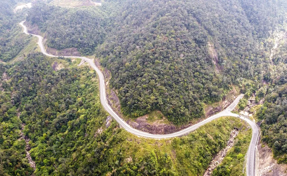 Đèo Khánh Lê trên quốc lộ 27C. Ảnh: XUÂN HOÁT cao tốc nha trang - đà lạt.jpg