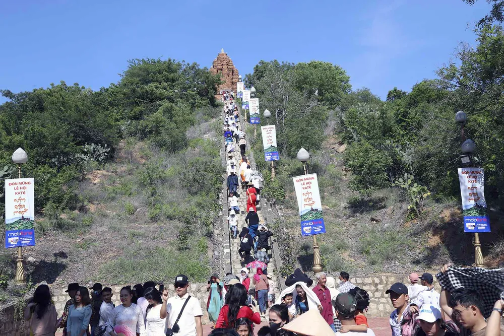 lễ hội katê 3.jpg