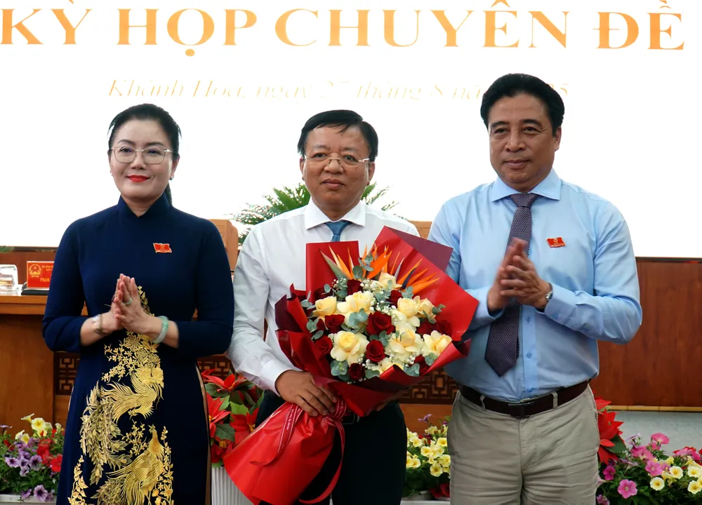 ông lê huyền.jpg