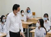 Nhiều trường đại học bất ngờ thay đổi phương án tuyển sinh ảnh 1 Bộ trưởng Nhạ: Không bắt HS làm dồn dập nhiều bài kiểm tra