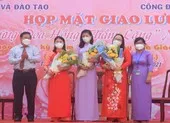 Nước mắt và nụ cười của thầy cô dạy học trò chuyên biệt 