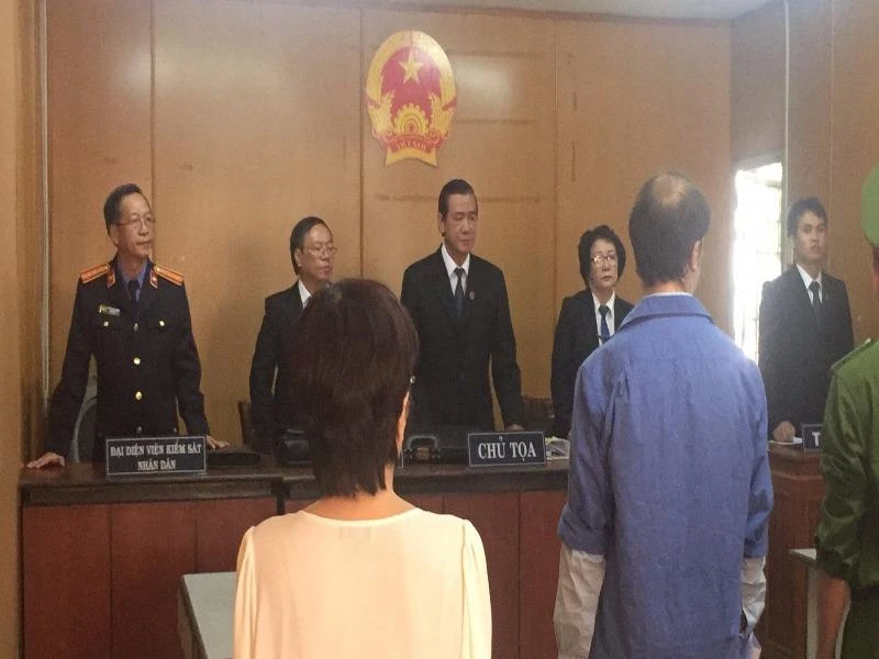 Quang cảnh phiên họp xem xét việc yêu cầu dẫn độ Rachinstein Sergeji 