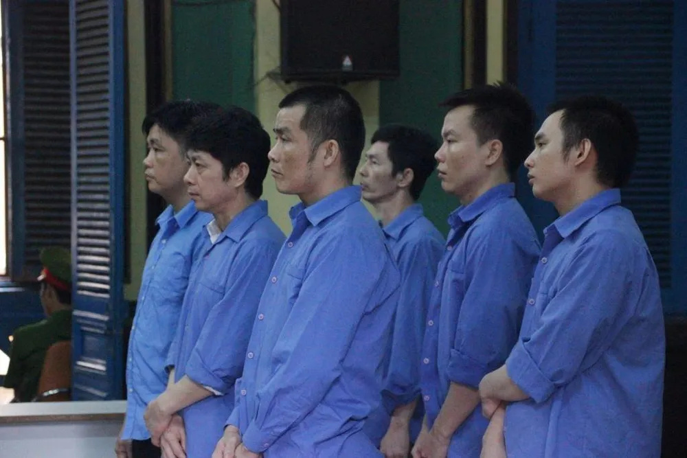 Các bị cáo tại phiên xử 