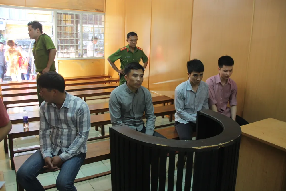 Lừa đảo từ Trung Quốc, 4 người Việt lãnh án ảnh 1