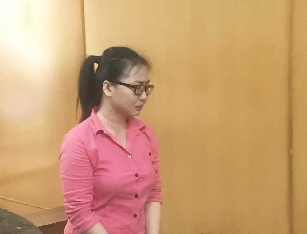 Vụ tạt acid bạn: Bị cáo nói sẽ chăm sóc nạn nhân cả đời ảnh 2 Vụ tạt acid bạn: Bị cáo nói sẽ chăm sóc nạn nhân cả đời ảnh 2