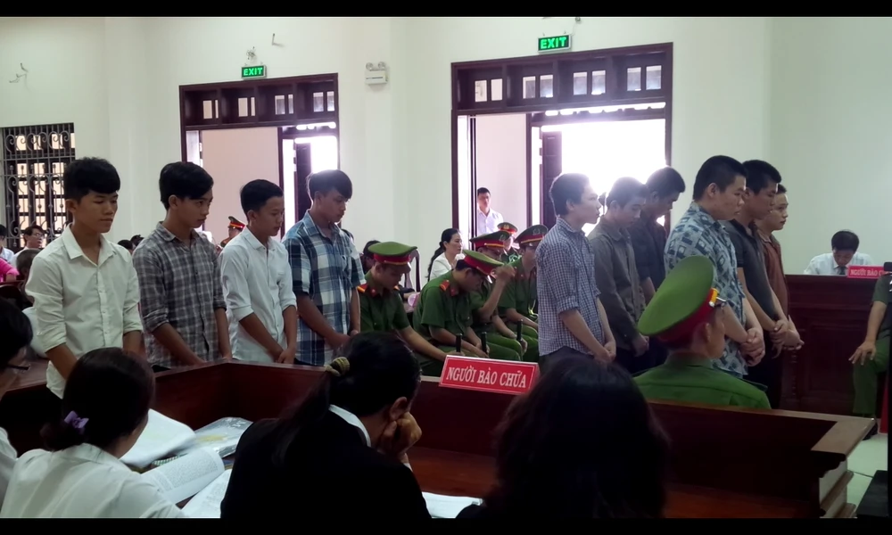 Các bị cáo tại toà