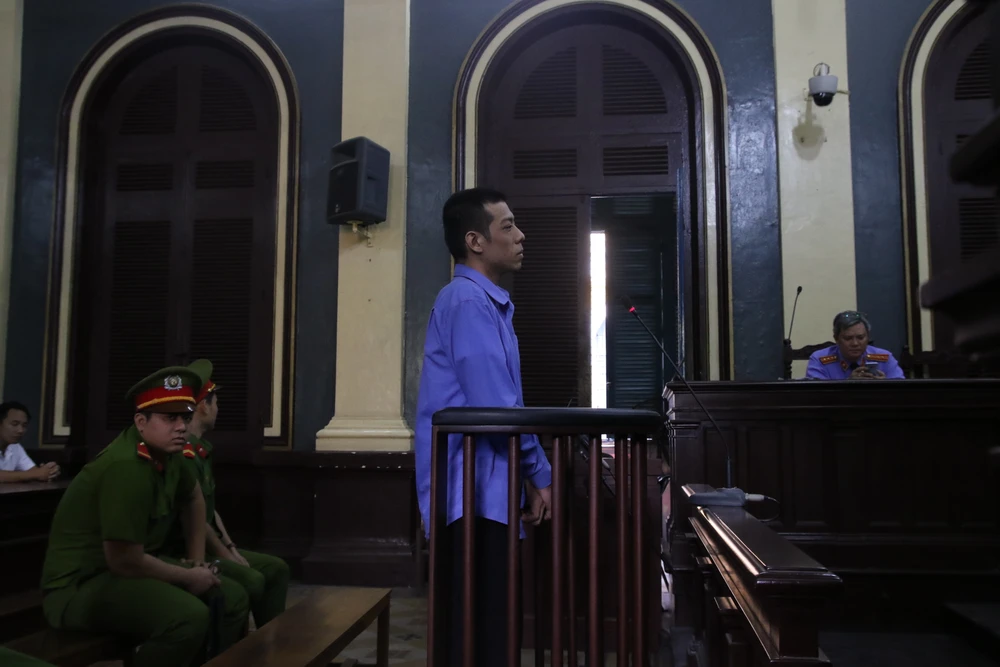 Giết người xong cho số điện thoại thách báo công an