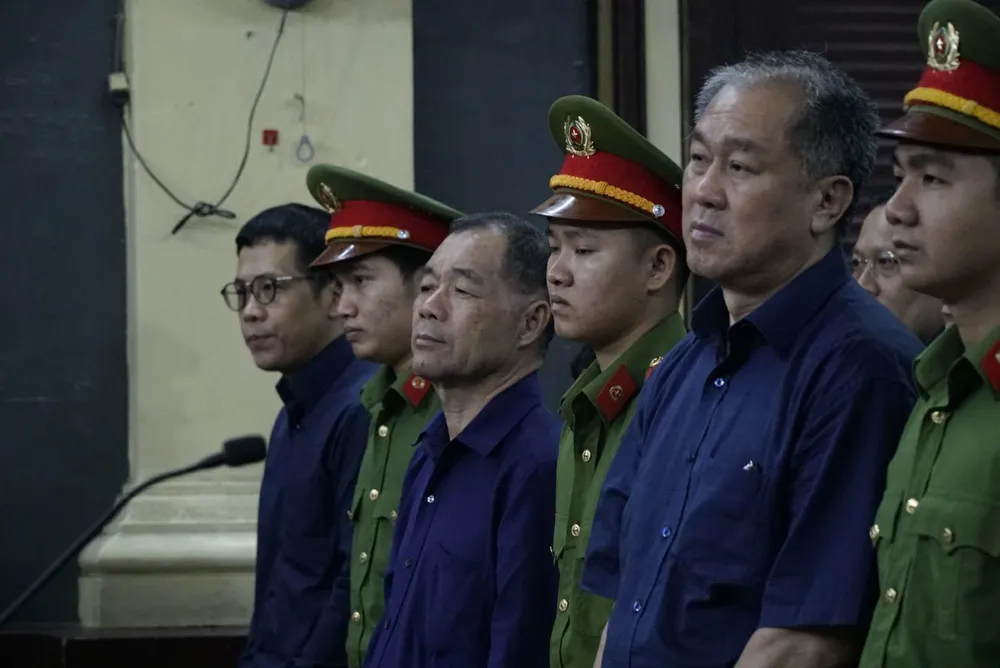 Đại gia Trầm Bê không biết phản biện sao với VKS ảnh 1