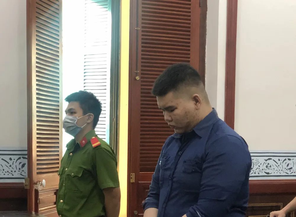 Lãnh án chung thân vì đâm xe vào công an trên đường ảnh 1