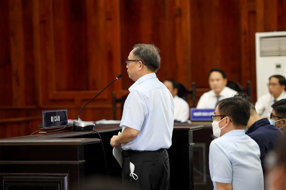 Ông Tất Thành Cang trình bày tại toà. Ảnh: N.NHI