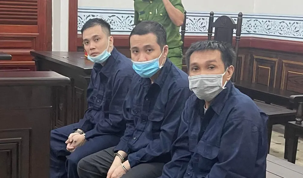 Ba đồng phạm của bị cáo Thảo bị tạm giam. Ảnh: HOÀNG YẾN Ba đồng phạm của bị cáo Thảo bị tạm giam. Ảnh: HOÀNG YẾN