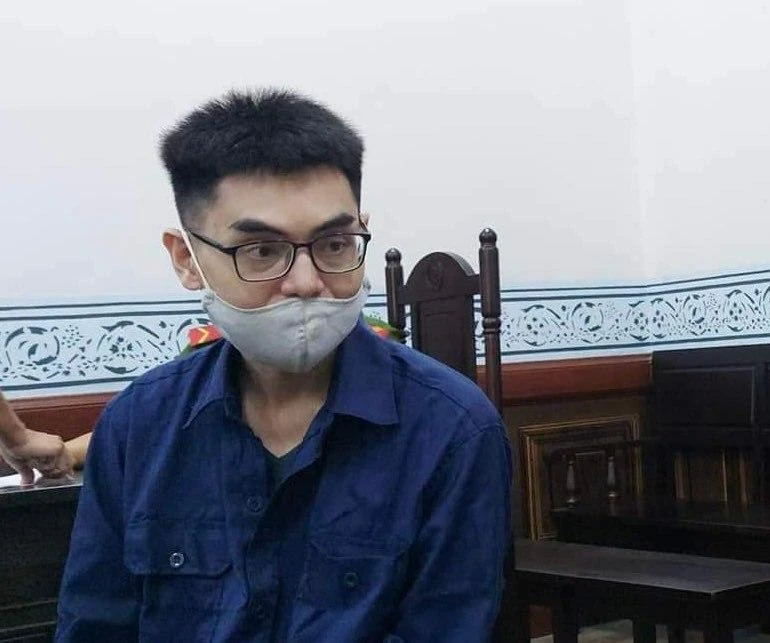 Bị cáo Nguyễn Ngọc Thiên Ân đã chiếm đoạt 5,6 tỉ đồng của Citibank. Ảnh: HOÀNG YẾN