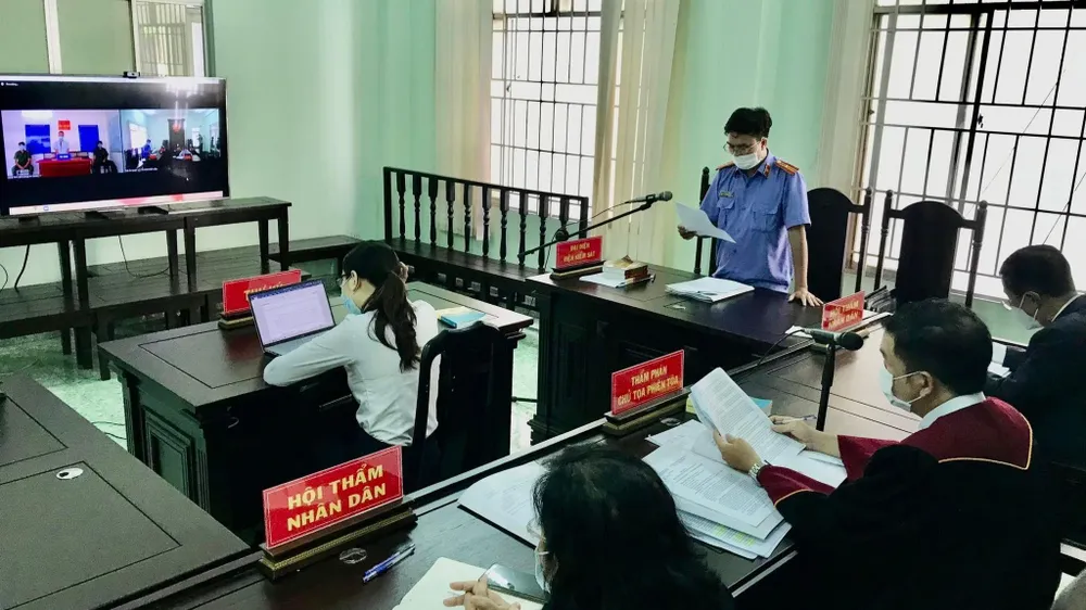 Điểm cầu trung tâm phiên xử trực tuyến