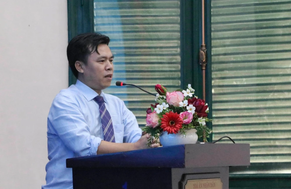 GS.TS Đỗ Văn Đại phát biểu tại hội thảo. Ảnh: H.YẾN