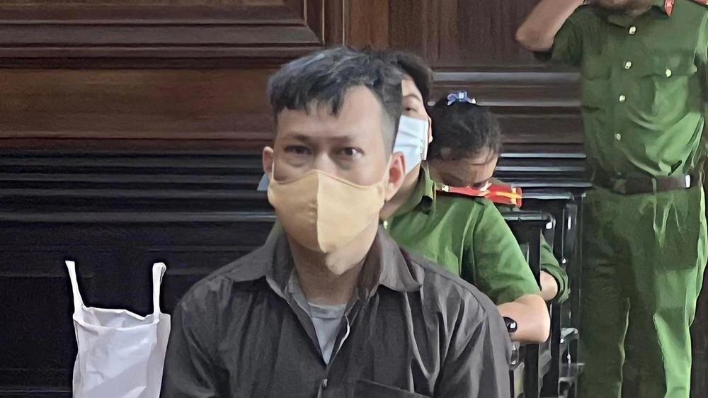 Bị cáo Quang tại tòa sáng nay. Ảnh: H.YẾN Bị cáo Quang tại tòa sáng nay. Ảnh: H.YẾN