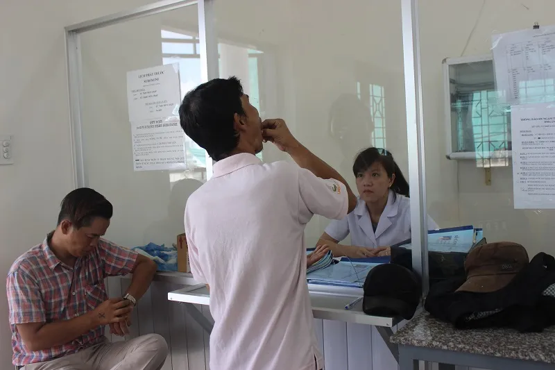 Dứt 45 năm nghiện ngập chỉ sau 2 ngày uống suboxone ảnh 2 Dứt 45 năm nghiện ngập chỉ sau 2 ngày uống suboxone ảnh 2