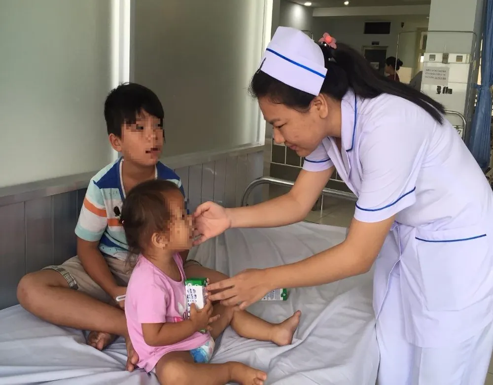 sản phụ bỏ rơi con