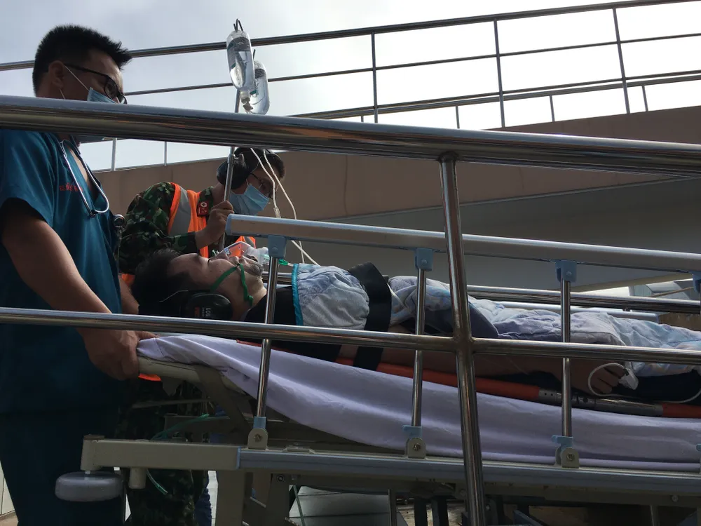 Người dân khu vực phía Nam sắp được cấp cứu bằng trực thăng ảnh 4 Người dân khu vực phía Nam sắp được cấp cứu bằng trực thăng ảnh 4