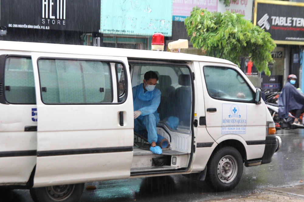 Ca nghi nhiễm COVID-19 ở quận Gò Vấp hai lần dương tính yếu ảnh 1