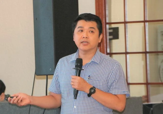 Ths Võ Hải Sơn chia sẻ về tình dịch HIV/AIDS và các giải pháp hướng đến chấm dứt dịch bệnh vào năm 2030. Ảnh: THẢO PHƯƠNG