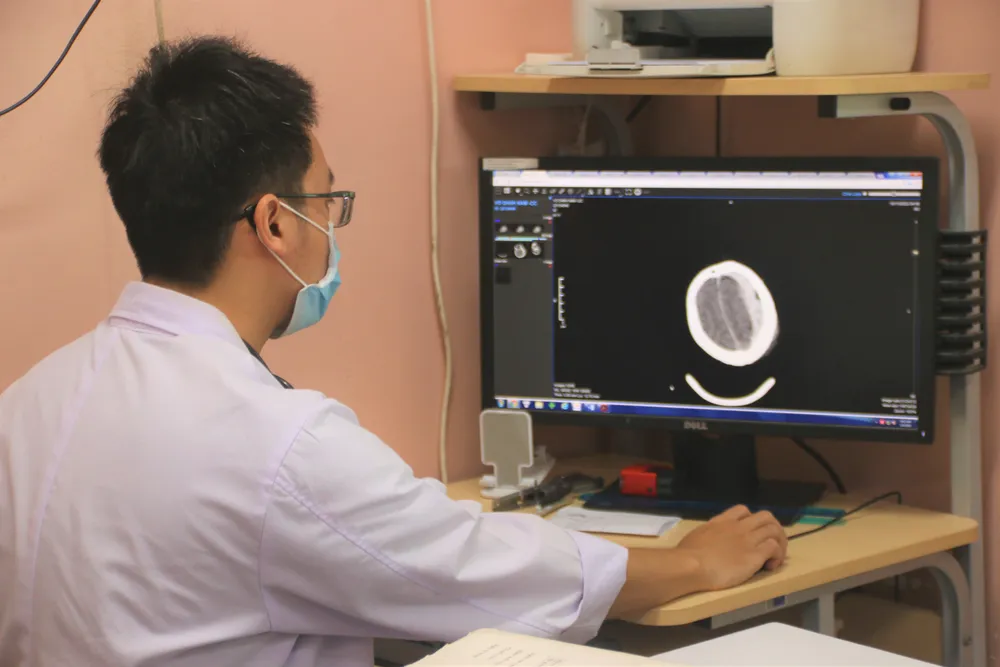 Phần lớn các ca vô danh bị chấn thương não khi tỉnh lại bị mất ký ức. Phần lớn các ca vô danh bị chấn thương não khi tỉnh lại bị mất ký ức.