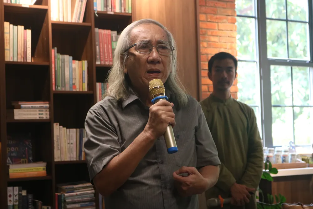 Nhà văn Nhật Chiêu chia sẻ về nhân vật Hoàng hậu Nam Phương. Ảnh: HT nha-van-nhat-chieu.jpg