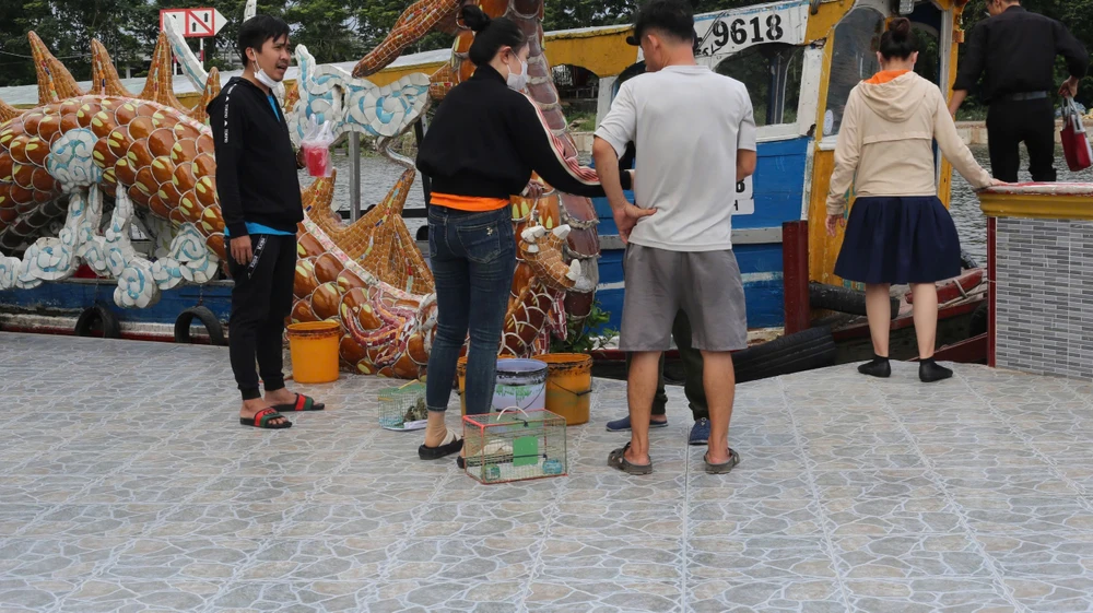 Phù Châu Miếu (2).jpg