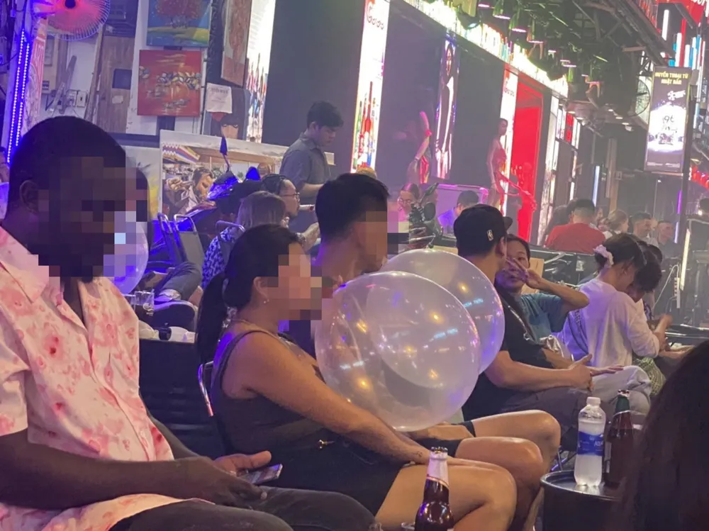 phố đêm Bùi Viện (30).jpg