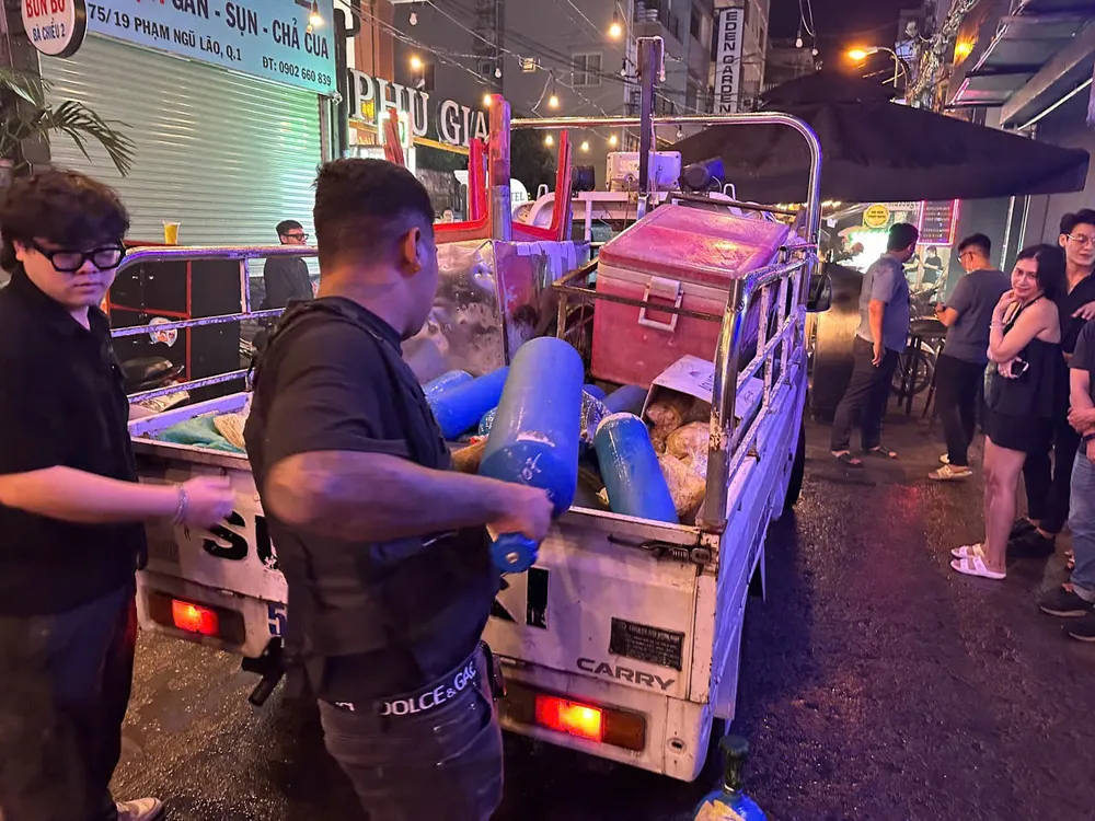 phố đêm Bùi Viện (52).jpg